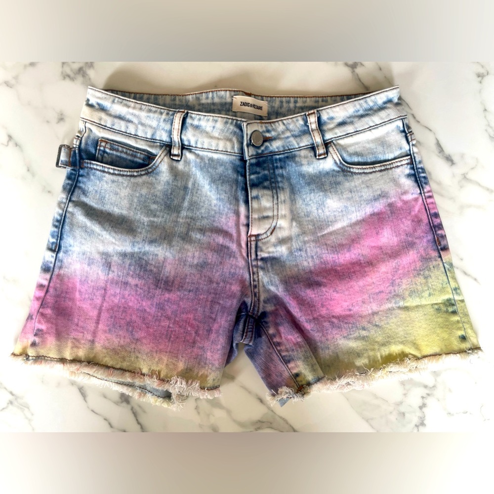 Short pants